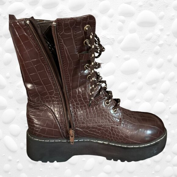 Olivia Miller Ladies Brown Reptile Combat Style Platform Boots Size 8 NWT - Picture 3 of 7